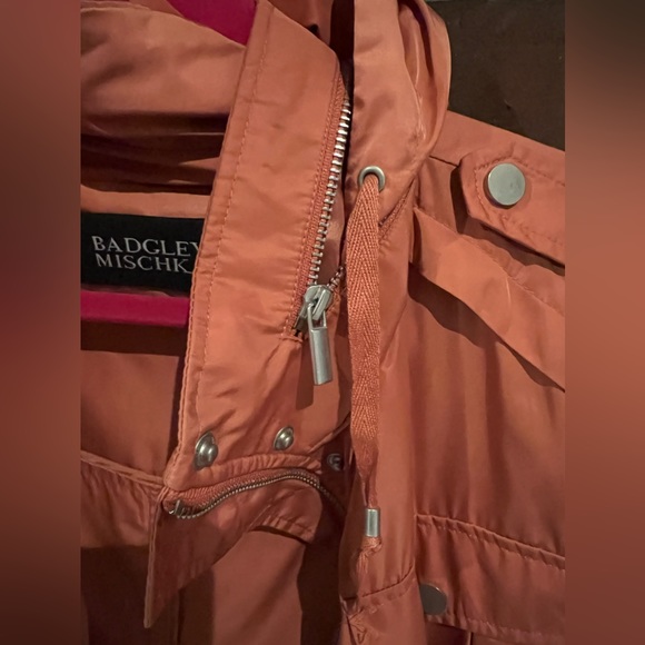 Badgley Mischka Coral / Peach Rain Coat Size S W/ Hidden Hood - Picture 3 of 5
